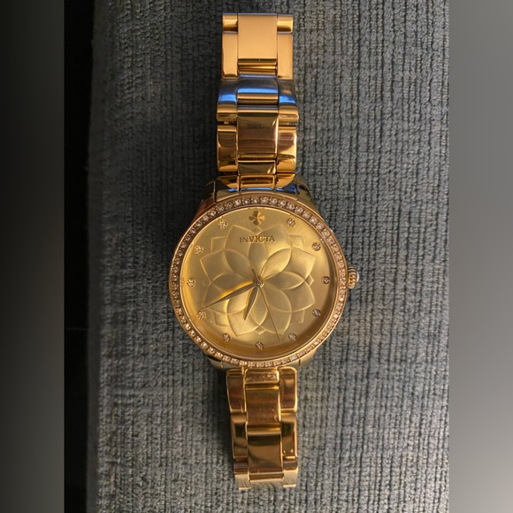 Invicta Accessories - NWOT Invicta Wildflower Women's Watch - 35mm, Gold NEVER WORN